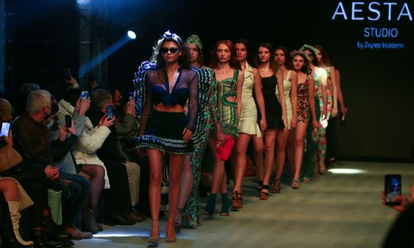 İzmir'de Fashion Week rüzgarı!