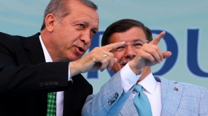  Erdoğan ile Davutoğlu arasındaki ilk kavga Bülent Arınç nedeniyle yaşandı 