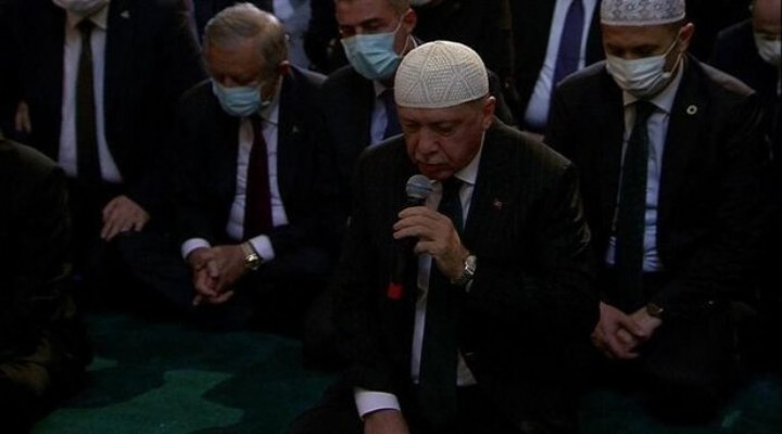  Türkler, Cumhurbaşkanlarının başlarına nasıl bir çorap ördüğünü anlayacak 