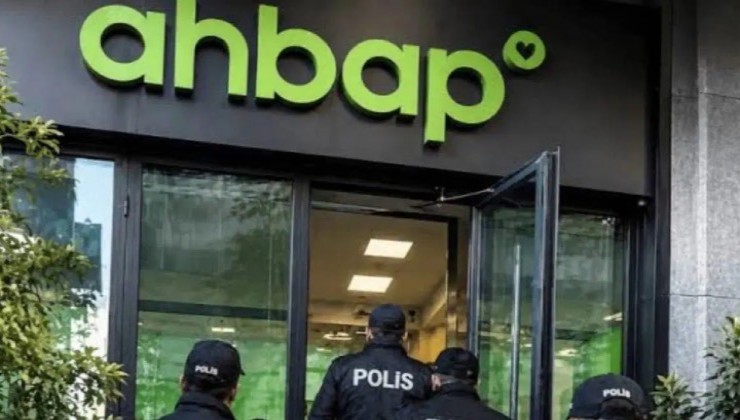 Ahbap soru?turmas?nda gözalt?na al?nan 12 ki?i adliyeye sevk edildi