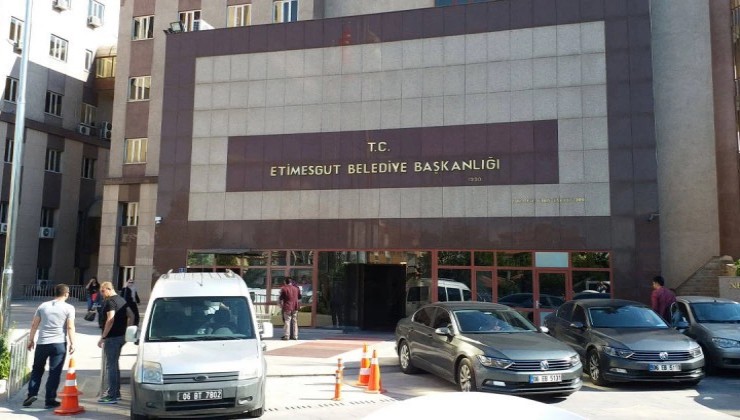 Etimesgut Belediyesi'ne operasyon: Erdal Be?ikçio?lu gözalt?na al?nd?