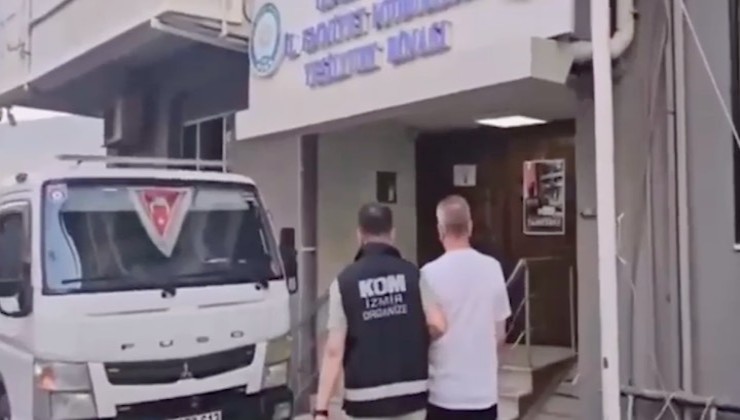 ?zmir'de suç örgütü propagandas? yapt?klar? iddias?yla 9 ?üpheli gözalt?na al?nd?