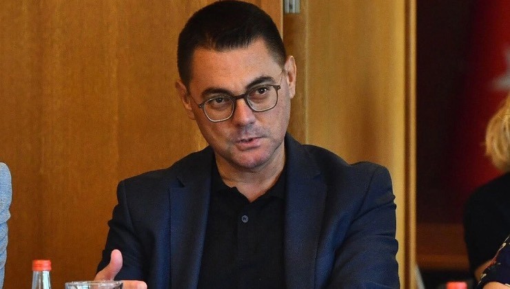 Bar?? Karc? Torbal? Belediyesi'ne geçti!