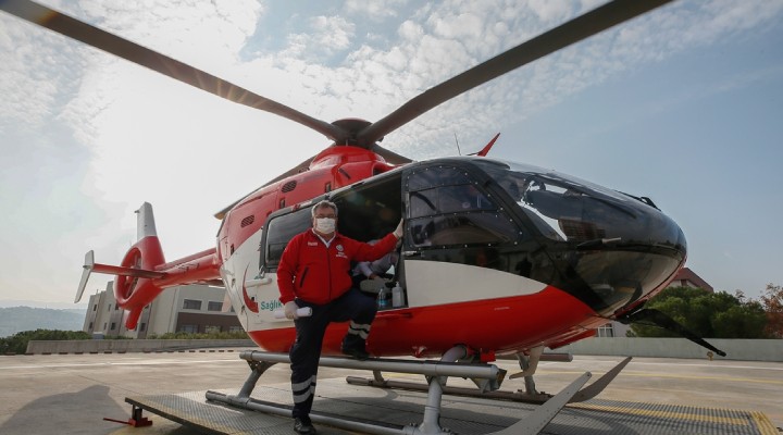 30 yıldır helikopter ambulansta