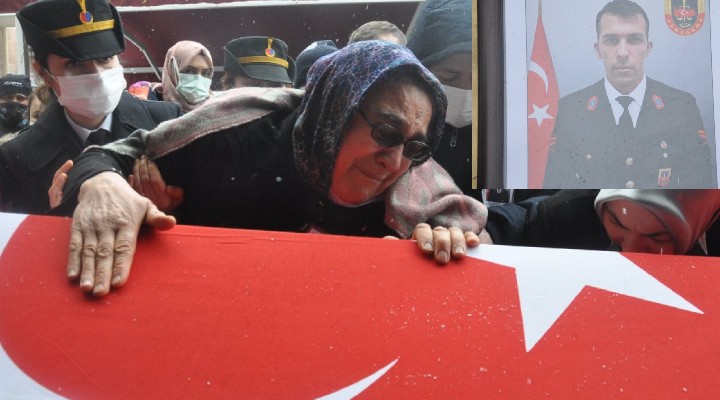 AK Parti kongresine telefonla bağlanan şehit annesi: Haberim yoktu
