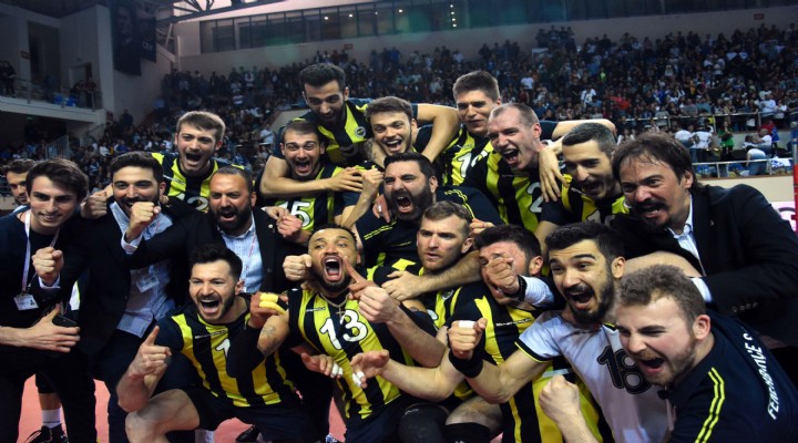 Arkas yıkıldı, Fenerbahçe şampiyon