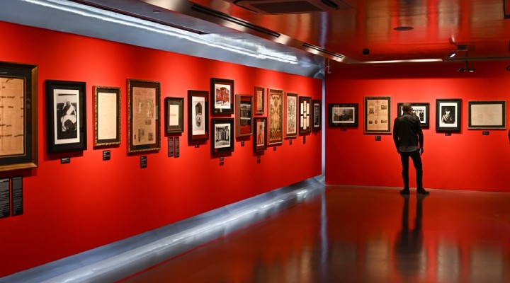 Atatürk ün az bilinen fotoğrafları ve özel eşyaları İzmir de sergilenecek!