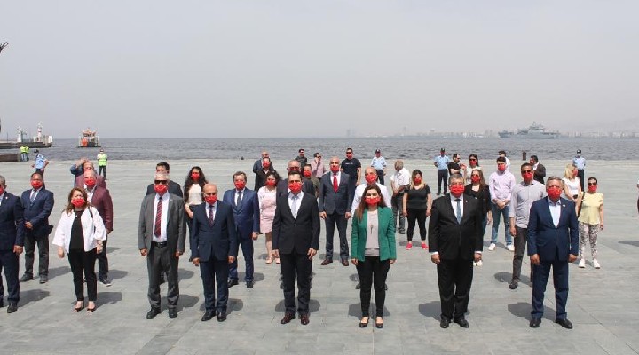 CHP İzmir Ata sının huzurunda