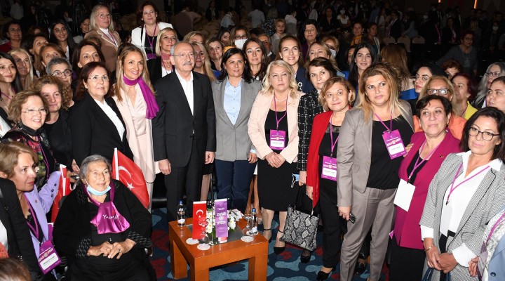 CHP li kadınlar Kuşadası nda toplandı...  Hedefimiz iktidar 
