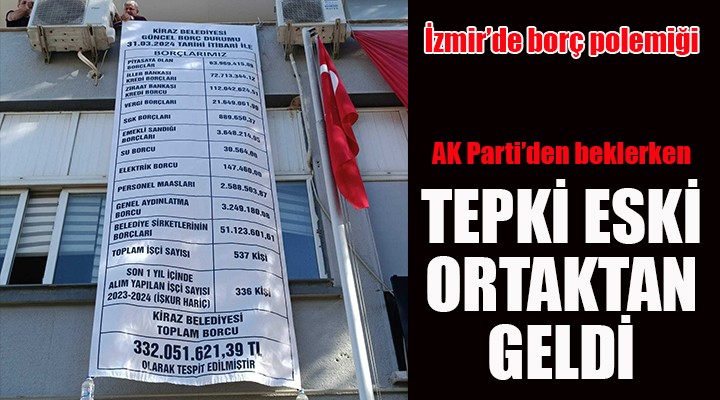 CHP ye borç afişi tepkisi! AK Parti den beklerken DP den geldi...