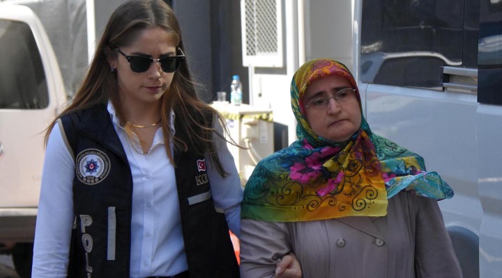 FETÖ nün Türkiye imamının kızı İzmir de tutuklandı