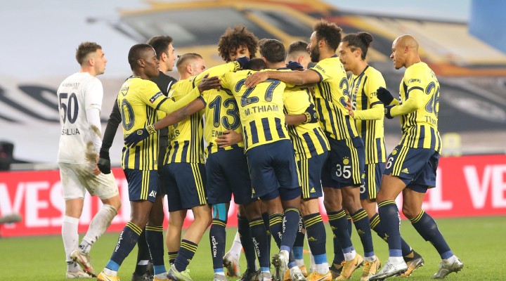 Fenerbahçe 5 te 5 yaptı, zirveye ortak oldu