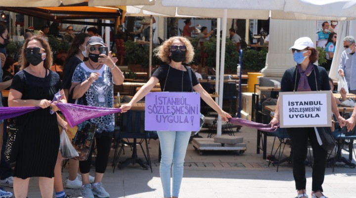 Foçalı kadınlardan  İstanbul Sözleşmesi  eylemi!