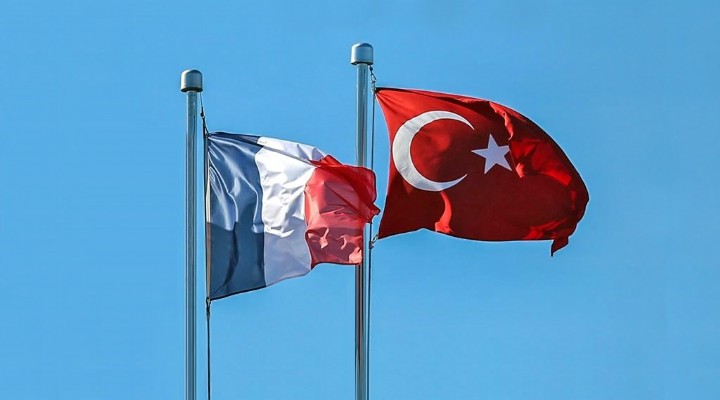 Fransa, Türkiye yi kırmızı listeye aldı!