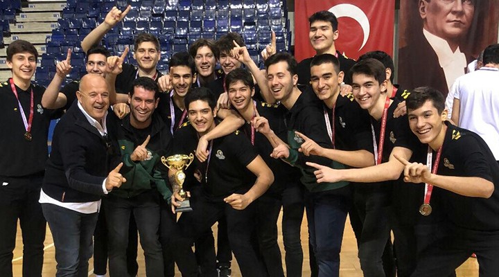 Gelişim Koleji İzmir şampiyonu