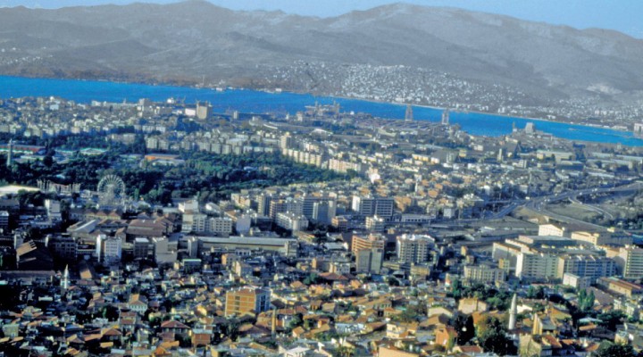 İşte bir depremde İzmir in toplanma alanları!