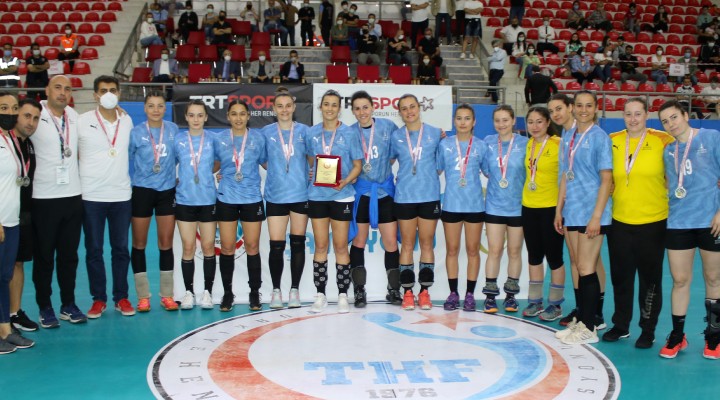 İzmir Büyükşehir finalde kaybetti