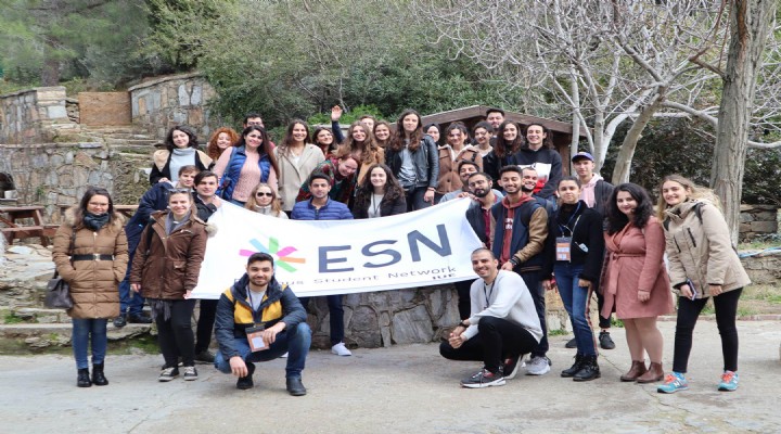 İzmir Ekonomi den uluslararası öğrenciler için sürpriz gezi