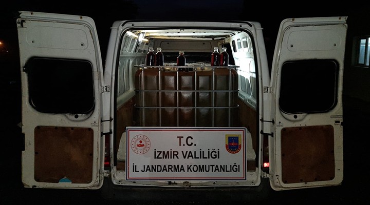 İzmir de 22 bin litre kaçak akaryakıt ele geçirildi