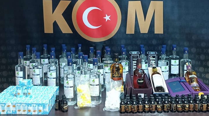 İzmir de 22 litre etil alkol ele geçirildi