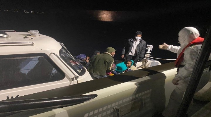 İzmir de 33 düzensiz göçmen kurtarıldı