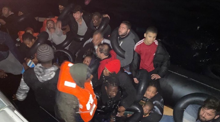 İzmir de 96 kaçak göçmen kurtarıldı