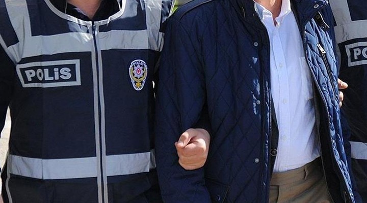 İzmir de aranan 216 kişi yakalandı