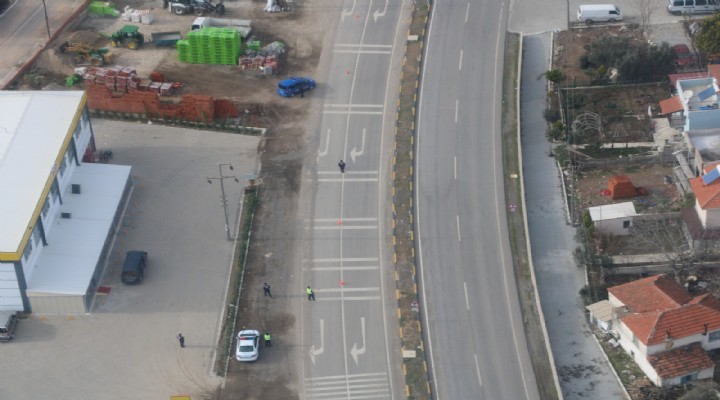İzmir de helikopterle trafik denetiminde 25 sürücüye ceza kesildi