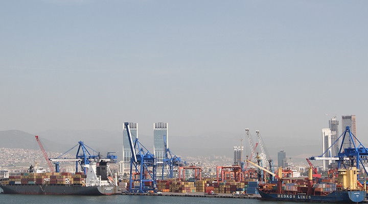İzmir de ihracat gururu... O listede 78 firma yer aldı
