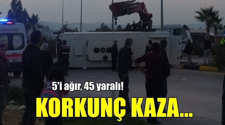 İzmir de işçi midibüsleri çarpıştı: 5 i ağır, 45 yaralı