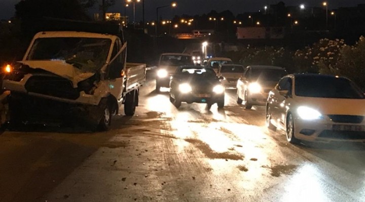 İzmir de kaza: 1 ölü, 4 yaralı