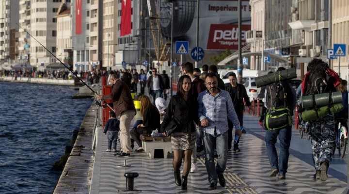 İzmir in nüfusu açıklandı!