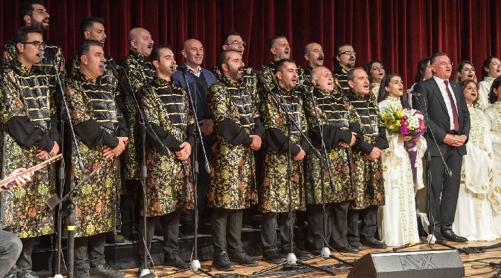 İzmir’de  Farklılık  konseri