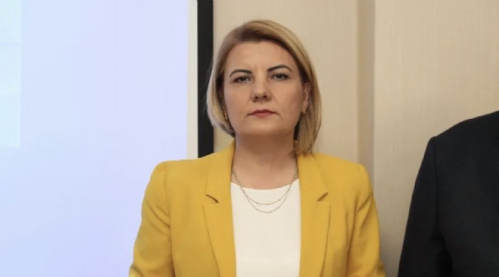 ?zmit Belediye Ba?kan? Fatma Kaplan Hürriyet'ten AK Parti'ye geçece?i iddialar?na yan?t: Kle bile alm?yorum