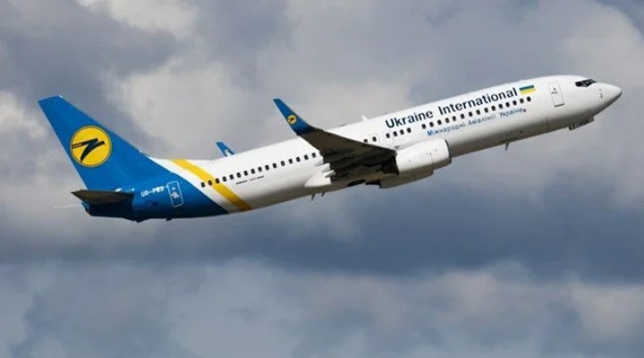 Kabil e giden Ukrayna tahliye uçağı kaçırıldı!