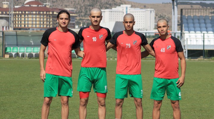 Karşıyaka da 7 futbolcu yasağa takıldı