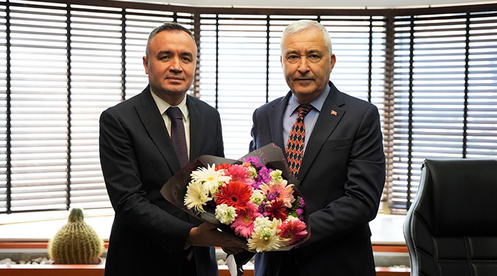 Kaymakam Sarı dan Başkan Türkmen e tebrik ziyareti