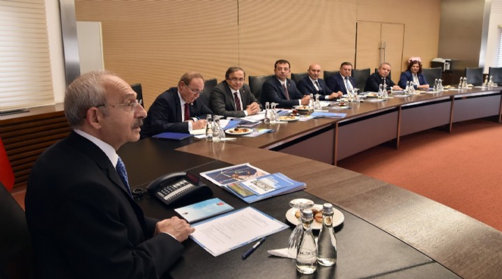 Kılıçdaroğlu başkanlarla buluştu... Soyer: Stratejik projeleri değerlendirdik