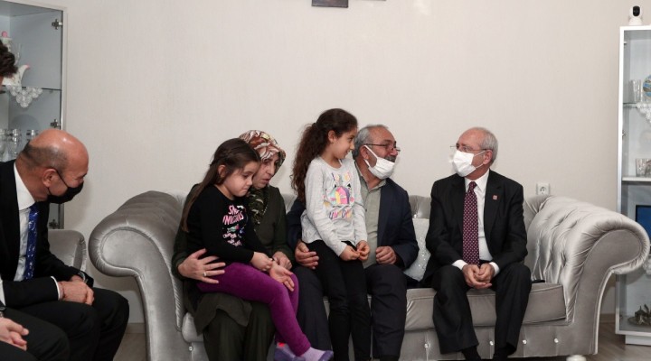 Kılıçdaroğlu ve Soyer den şehit ailesine ziyaret