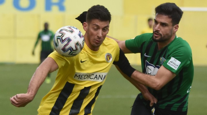 Menemenspor Akhisar a gol yağdırdı