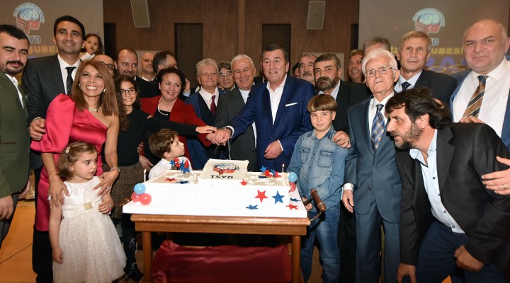TSYD İzmir Şubesi üyeleri 2019 a veda etti