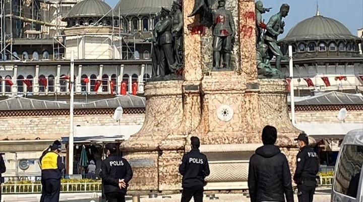 Taksim deki Cumhuriyet Anıtı na çirkin saldırı