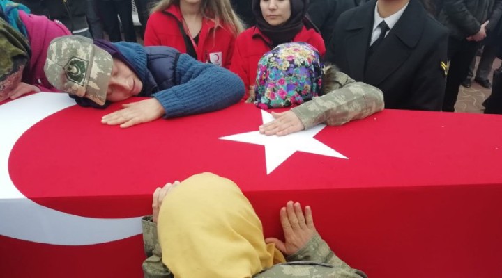Türkiye şehitlerini uğurluyor