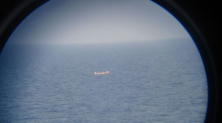 Yemen açıklarında İngiliz gemisine korsan saldırısı!
