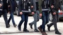İzmir'deki izinsiz gösteriyle ilgili 14 kişiye gözaltı!