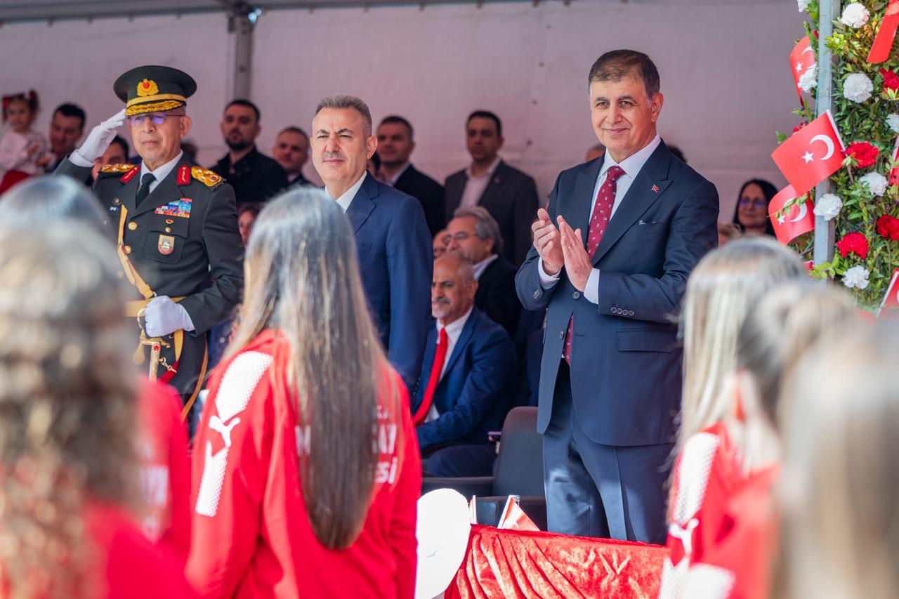 İzmir'de Cumhuriyet coşkusu