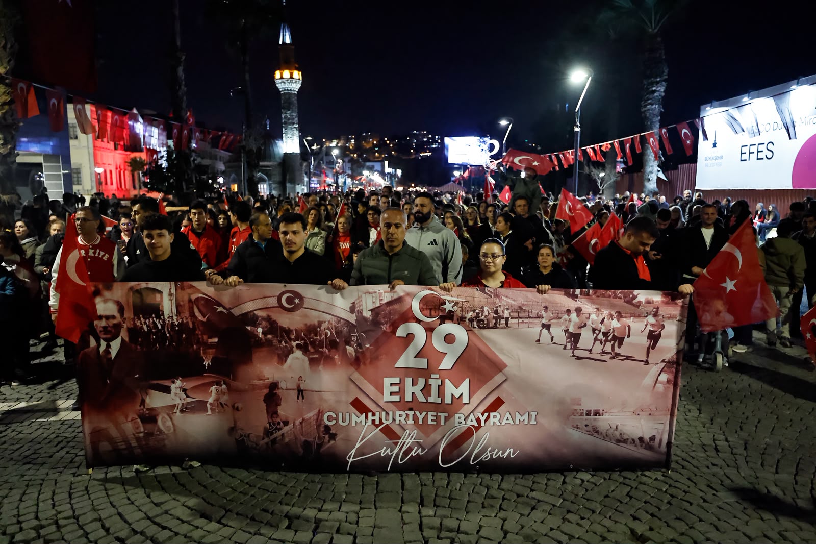 İzmir'de muhteşem Cumhuriyet kutlaması