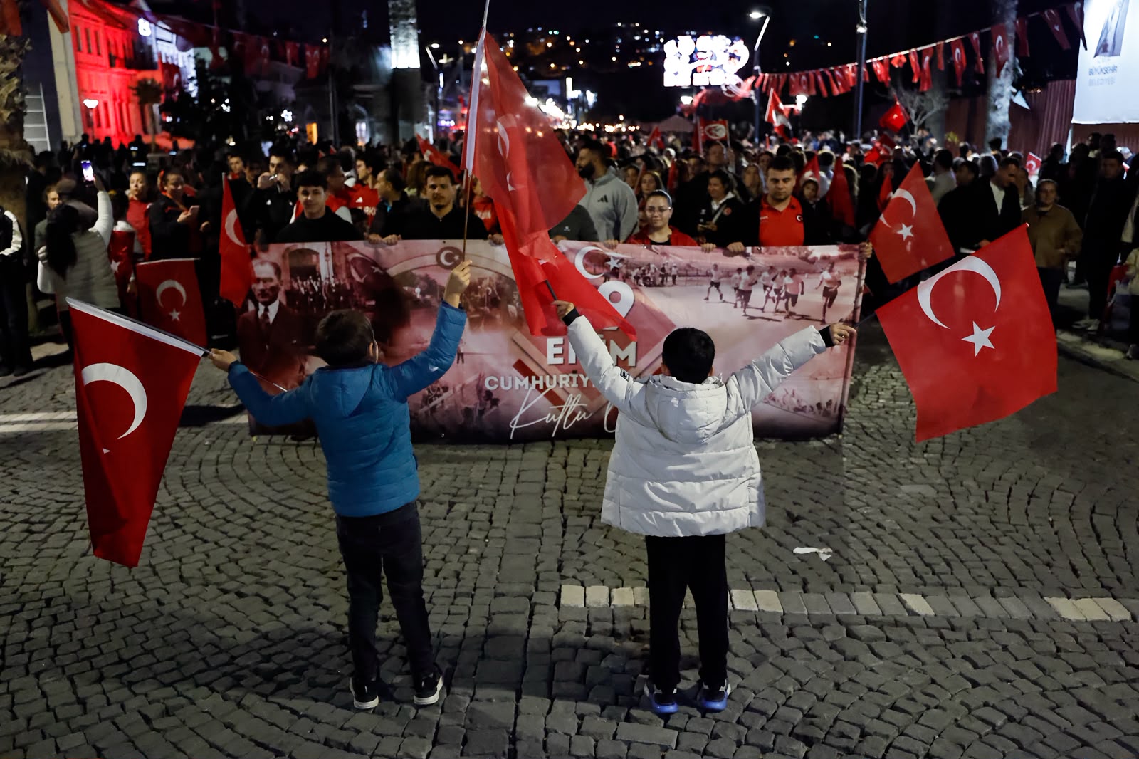 İzmir'de muhteşem Cumhuriyet kutlaması