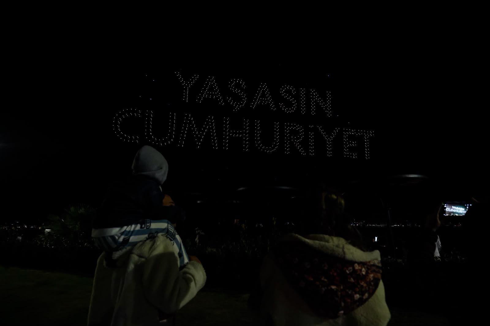 İzmir'de muhteşem Cumhuriyet kutlaması