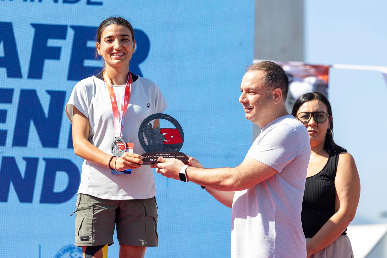 İzmir'de 9 Eylül Yarı Maratonu heyecanı